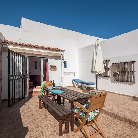 Casa Sabina - Perenquen Feriehus *